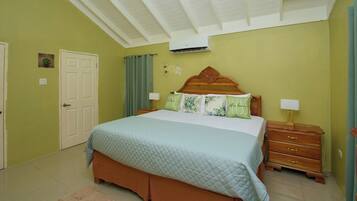 Blackout drapes, iron/ironing board, free WiFi