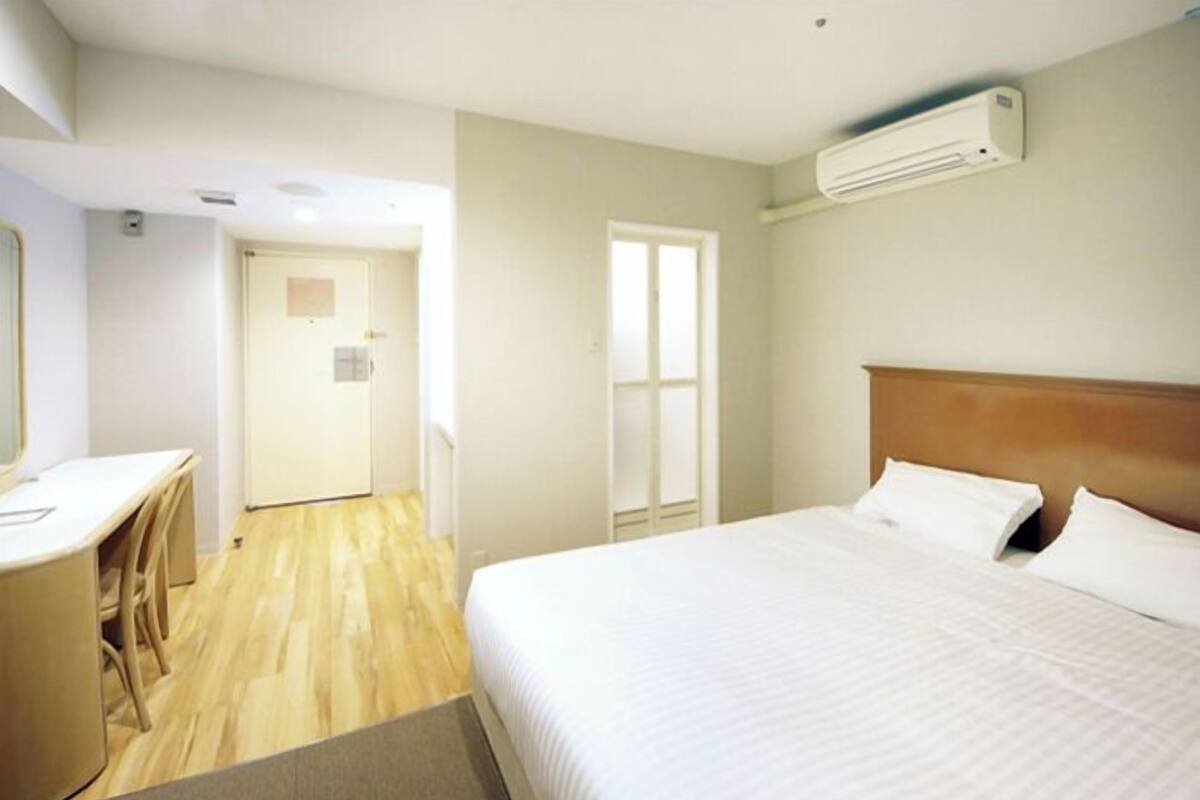 Wi-Fi gratis dan seprai linen