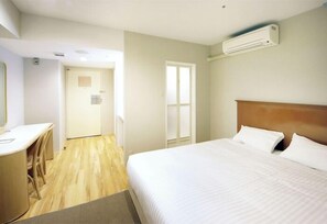 Free WiFi, bed sheets - Quintessa Hotel Akita (Akita)