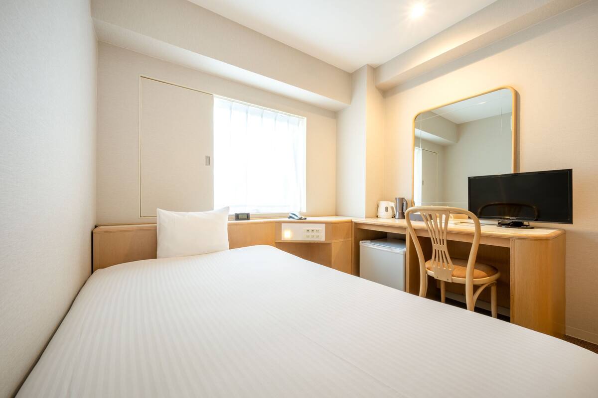 Wi-Fi gratis dan seprai linen