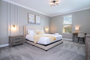 5 bedrooms, desk, iron/ironing board, WiFi