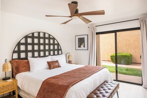 2 bedrooms, iron/ironing board, travel crib, free WiFi