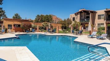 Outdoor pool, a heated pool