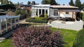 House | Terrace/patio - Holiday Home With Private Garden (Thale)