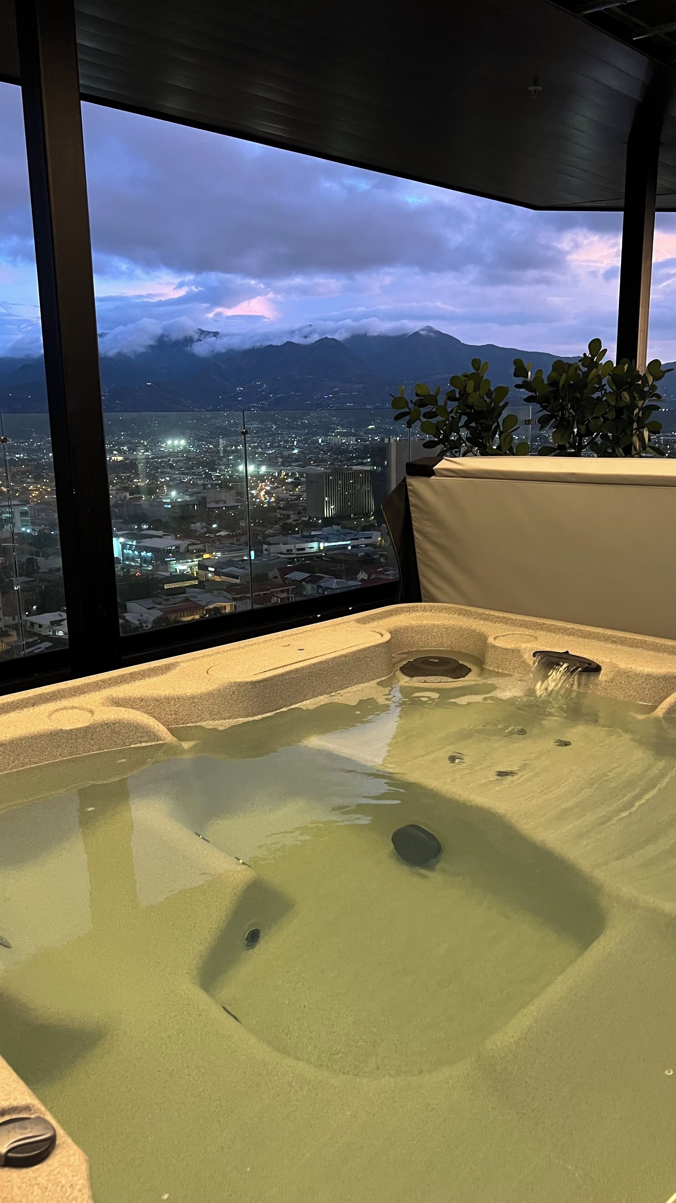 Bain à remous extérieur