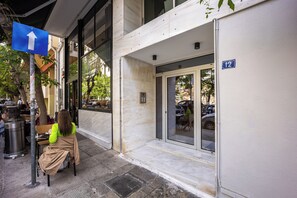 숙박 시설 정면