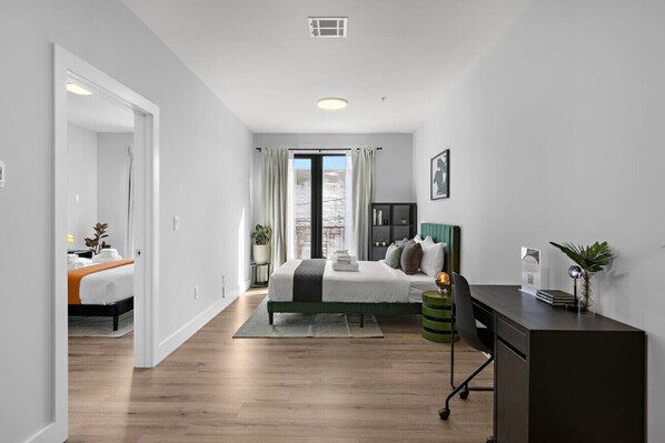 1 bedroom, desk, iron/ironing board, WiFi