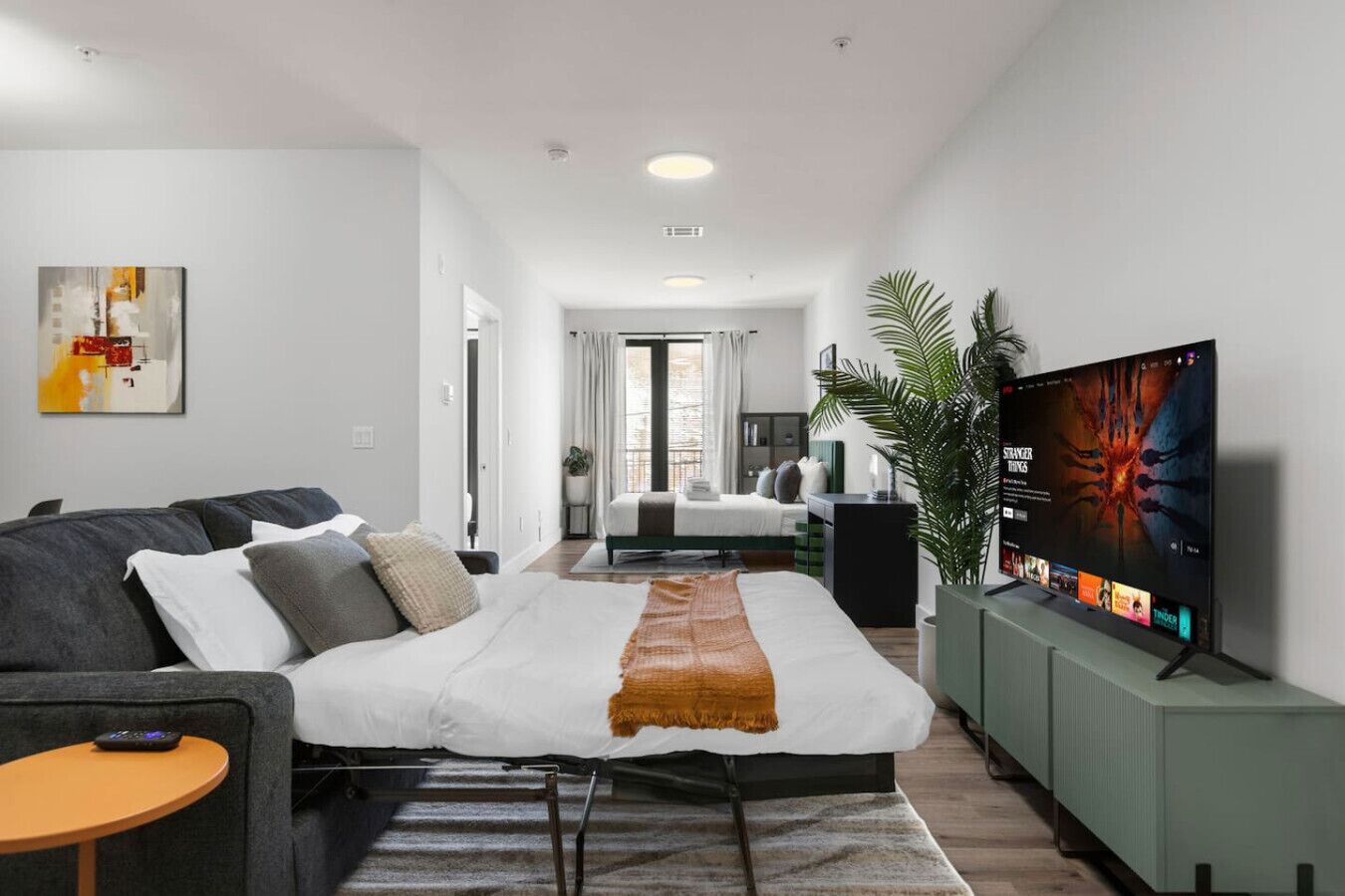 1 bedroom, desk, iron/ironing board, WiFi