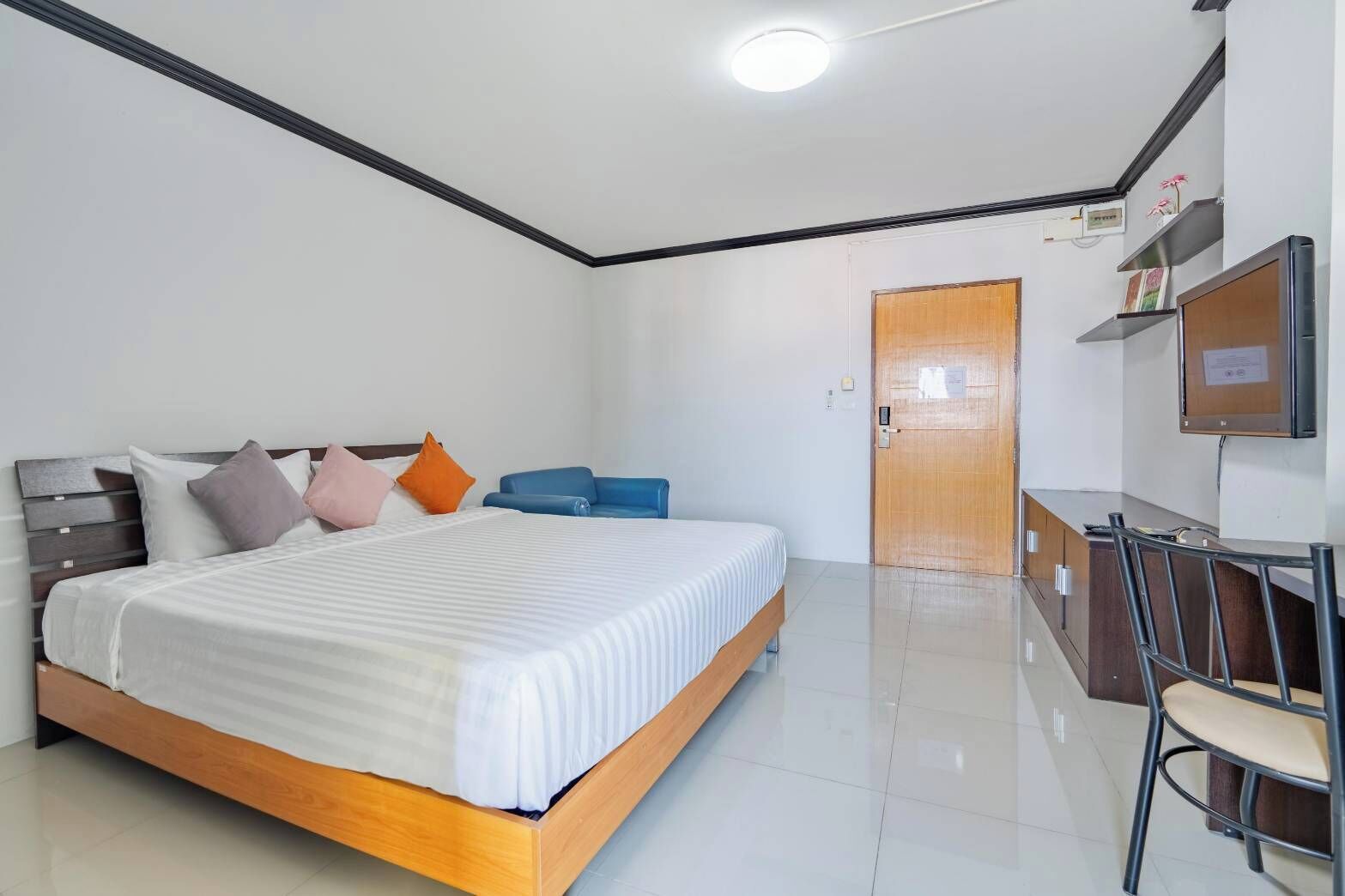 ห้องสแตนดาร์ดดับเบิล | Wi-Fi ฟรี, ผ้าปูที่นอน