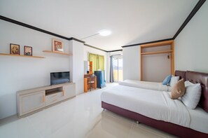Standard Twin Room | Free WiFi, bed sheets - One Residence Navanakorn (Khlong Luang)