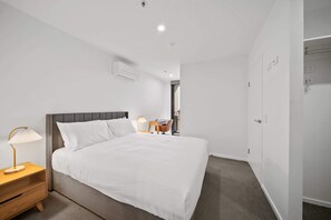 2 soveværelser, skrivebord, strygejern/strygebræt, Wi-Fi