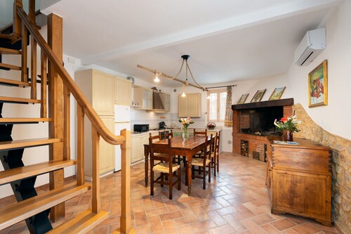 Country House / Farm House in Montaione with 4 bedrooms sleeps 7