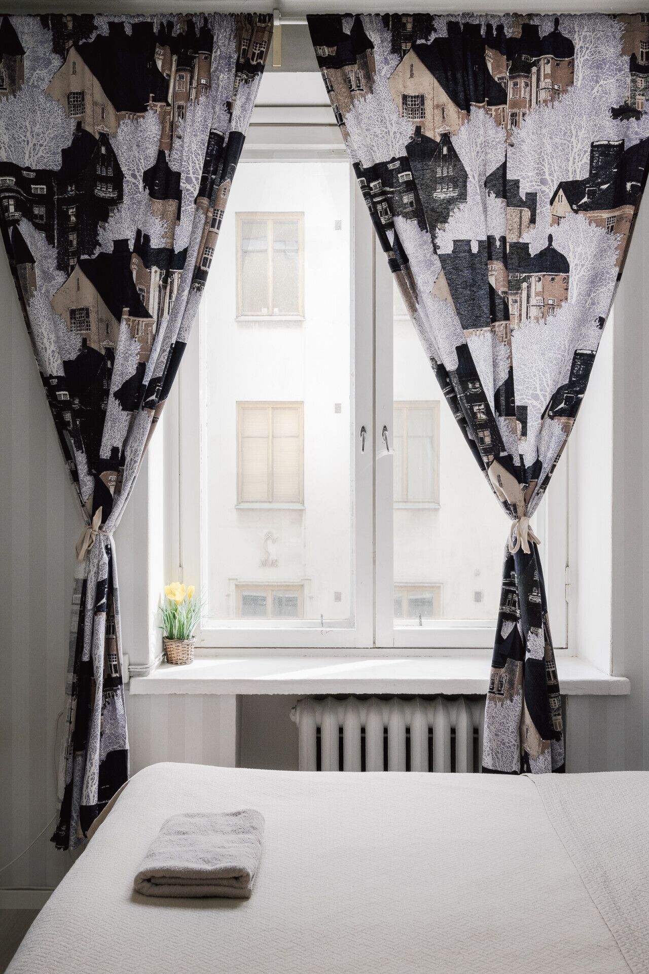 1 chambre, bureau, fer et planche à repasser, Wi-Fi gratuit