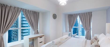 2 bedrooms, desk, iron/ironing board, free WiFi