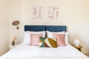 2 Schlafzimmer, Schreibtisch, Bügeleisen/Bügelbrett, kostenloses WLAN