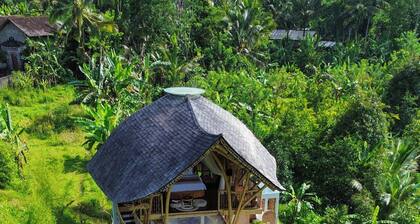 Wiwaka Big Leaf 1-bedroom lodge Bamboo in delightful Bali