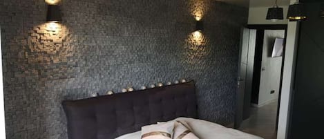 1 quarto, ferros/tábuas de passar roupa, Wi-Fi, roupa de cama