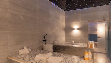 Sauna, bañera de hidromasaje, baño turco, baños de barro, masajes