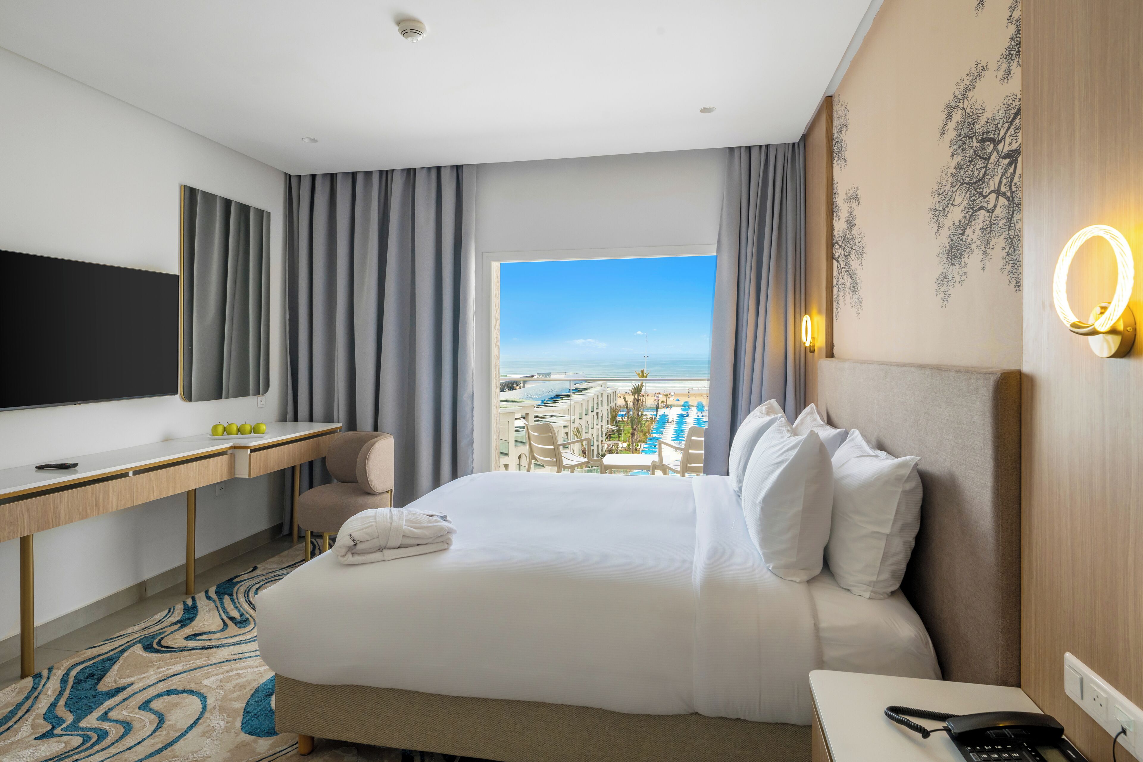 Articles gratuits dans le mini-bar, Wi-Fi gratuit, draps fournis