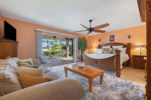 3 bedrooms, desk, iron/ironing board, free WiFi - Fun in the Sun! South Palm Desert Gem! (Palm Desert)