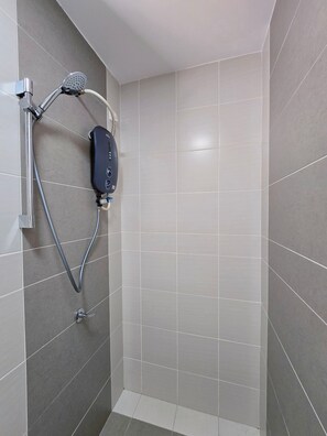 Apartamento Confort, vistas a la ciudad | Baño