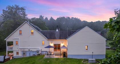 Gunstock Getaway | Hot Tub, Game Room & Near Lake