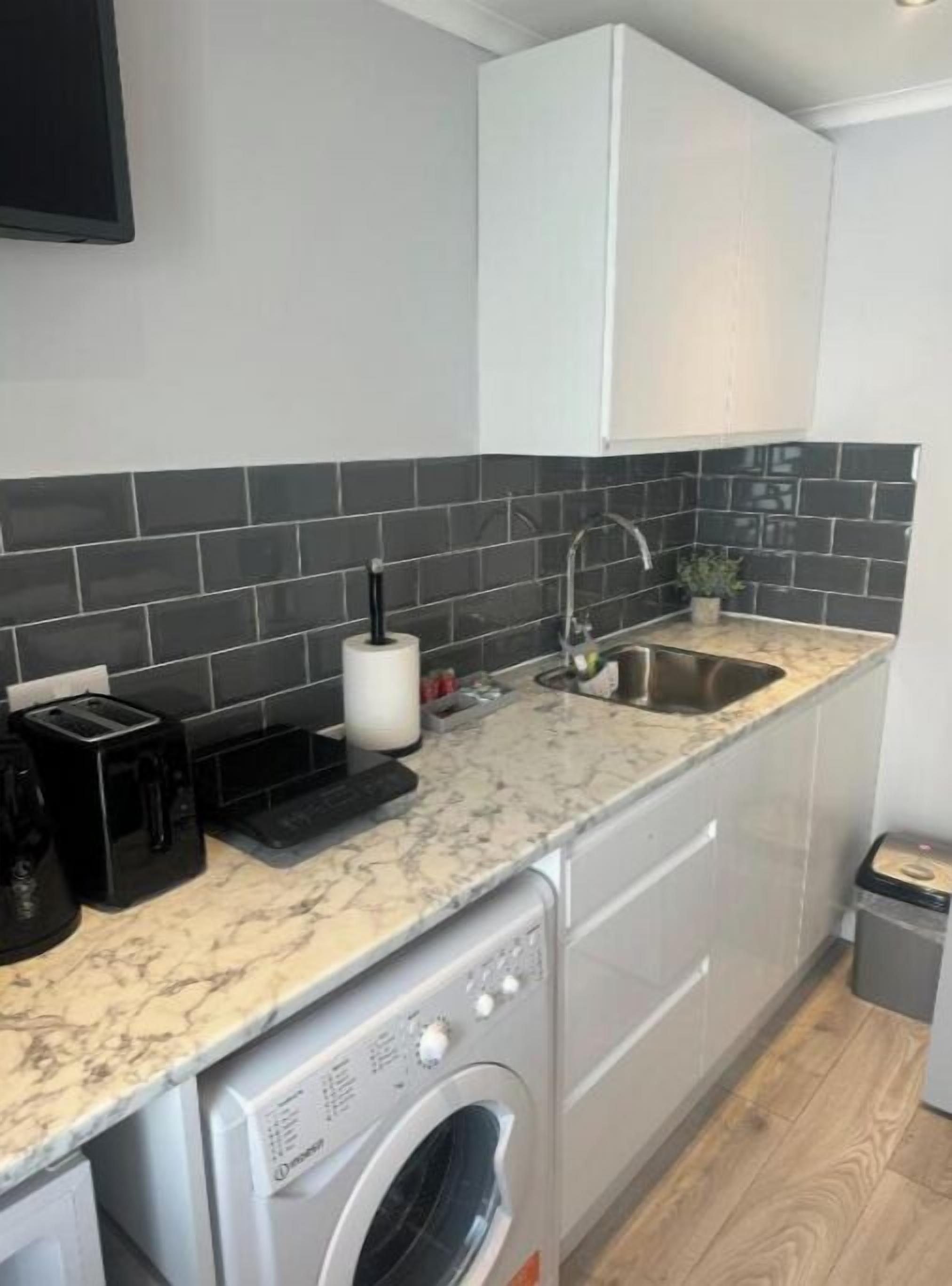 Microwave, stovetop, electric kettle, toaster