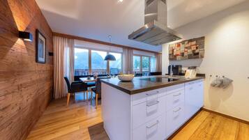 Kühlschrank, Ofen, Geschirrspüler