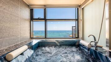 Basic Room, 1 Bedroom (Room 502 (Ocean View/Spa/BBQ)) | 1 bedroom, free WiFi
