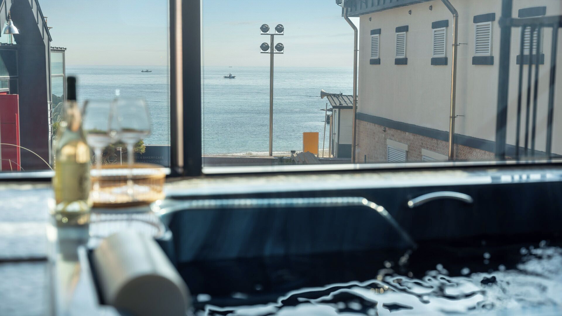 Camera Basic, 1 camera da letto (Room 202 (Ocean View/Spa/BBQ)) | 1 camera, Wi-Fi gratuito
