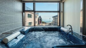 Basic-Zimmer, 1 Schlafzimmer (Room 202 (Ocean View/Spa/BBQ))