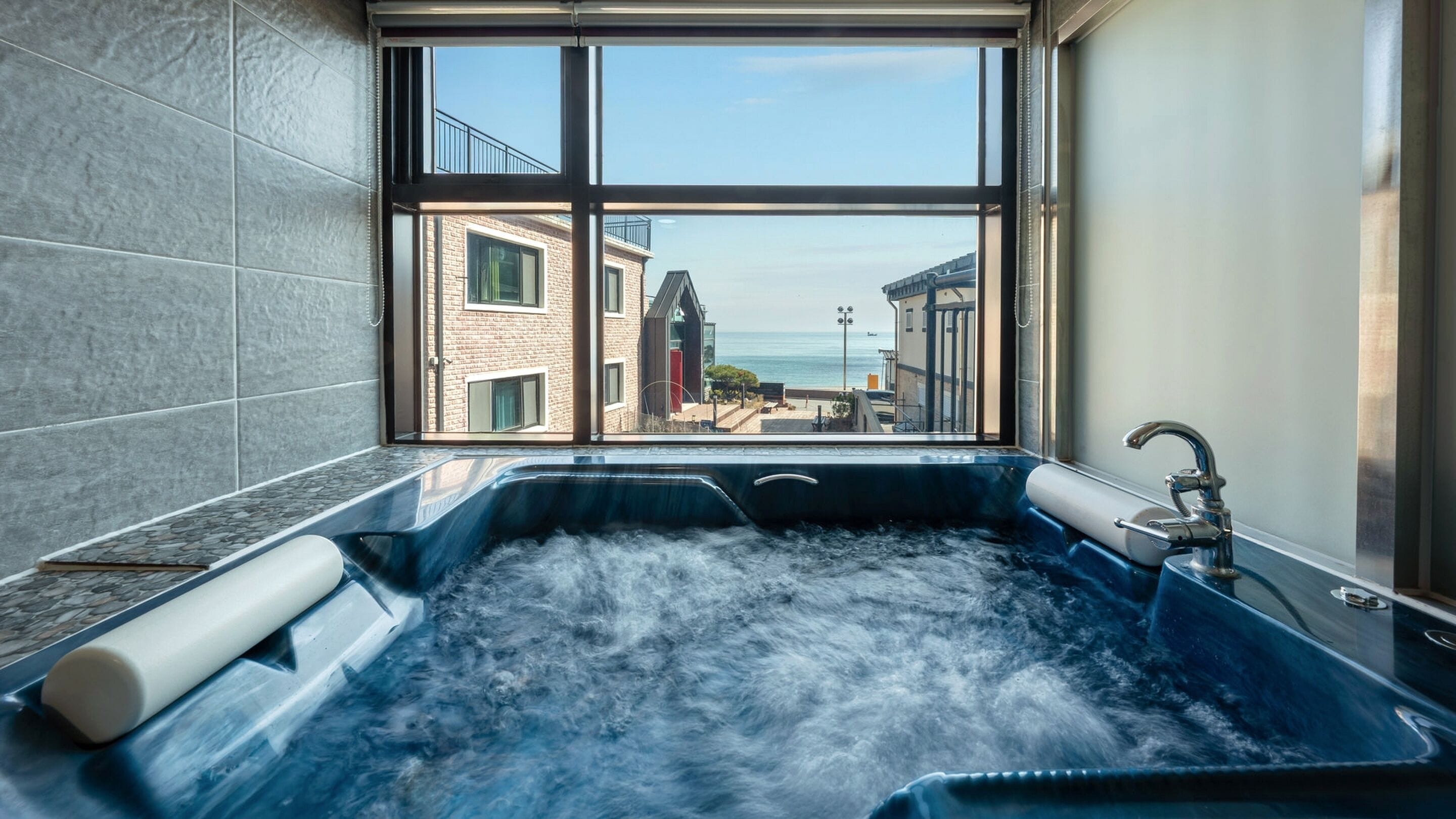 Perushuone, 1 makuuhuone (Room 202 (Ocean View/Spa/BBQ)) | 1 makuuhuone, ilmainen Wi-Fi