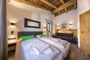 3 bedrooms, Internet
