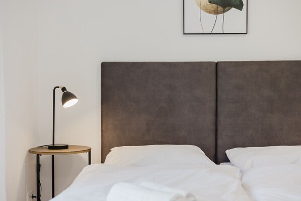 1 habitación, escritorio, wifi y ropa de cama 