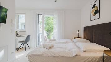 1 slaapkamer, een bureau, wifi, beddengoed