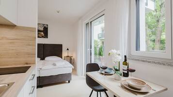 1 bedroom, desk, WiFi, bed sheets
