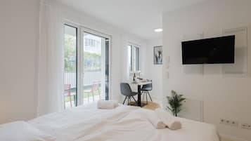 1 Schlafzimmer, Schreibtisch, WLAN, Bettwäsche