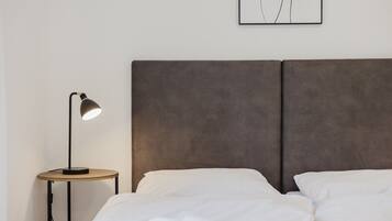 1 slaapkamer, een bureau, wifi, beddengoed