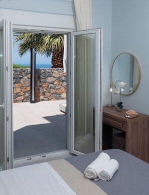 1 bedroom, in-room safe, iron/ironing board, travel crib