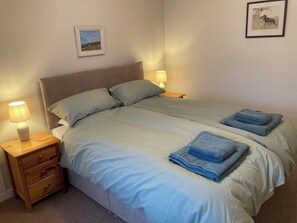 3 chambres, Wi-Fi gratuit, draps fournis