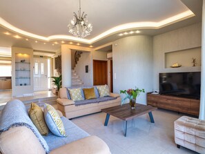 Smart TV, fireplace - Villa La mer de Crete - private pool & sew view (Agia Pelagia)