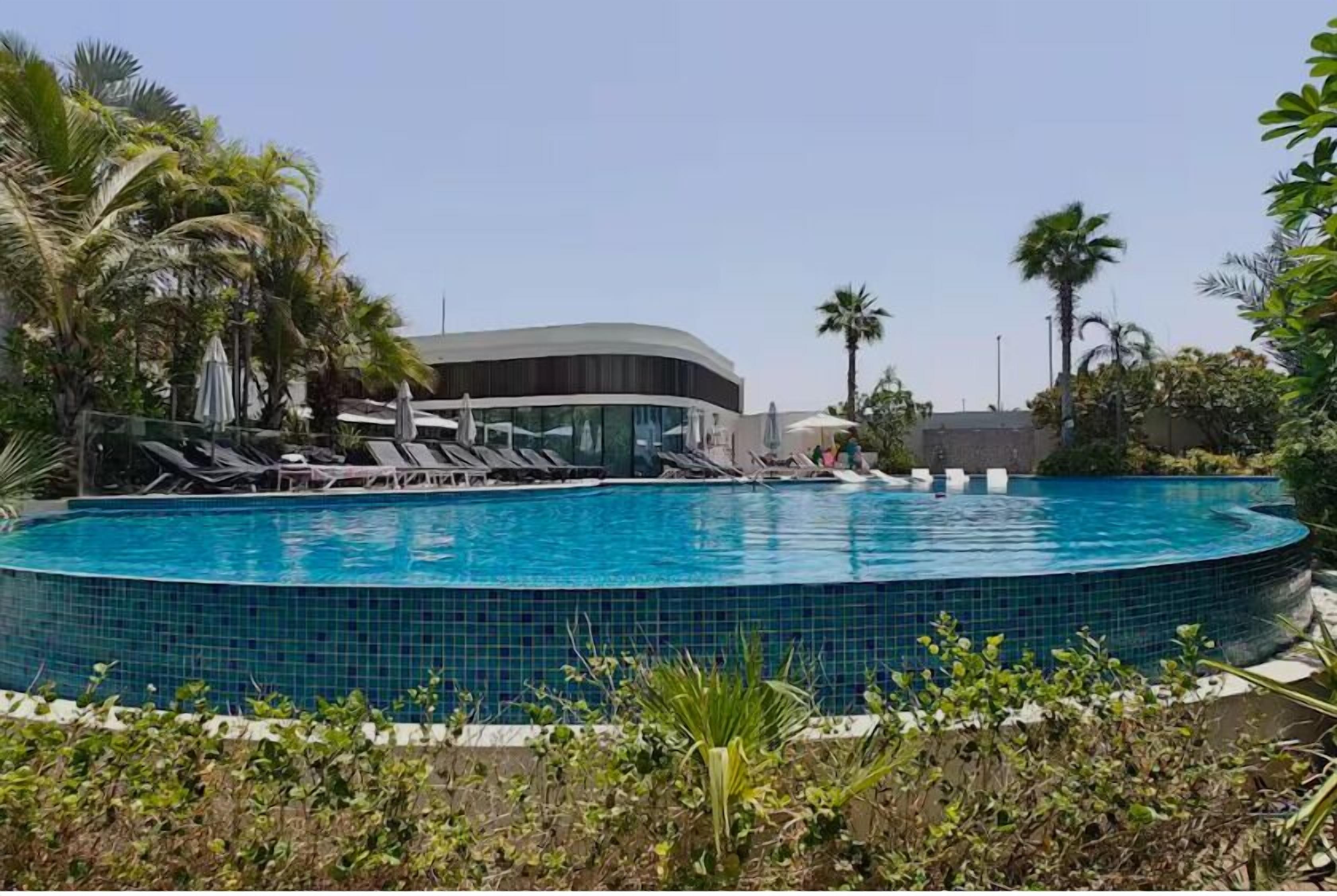 Utomhuspool