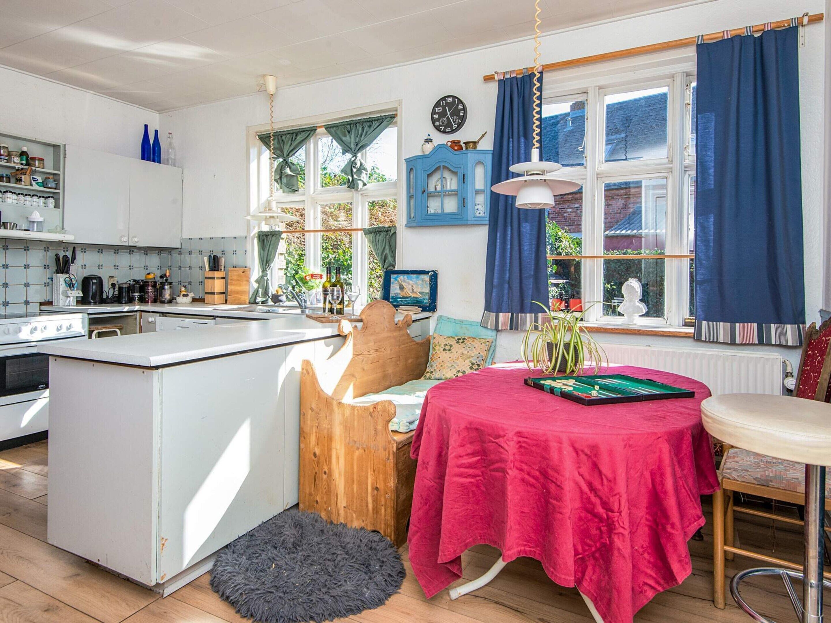 Hus Deluxe - 1 sovrum | Eget kök | Kylskåp, mikrovågsugn och kaffe- och tebryggare