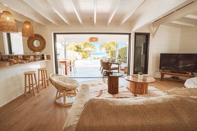 The villa by the sea