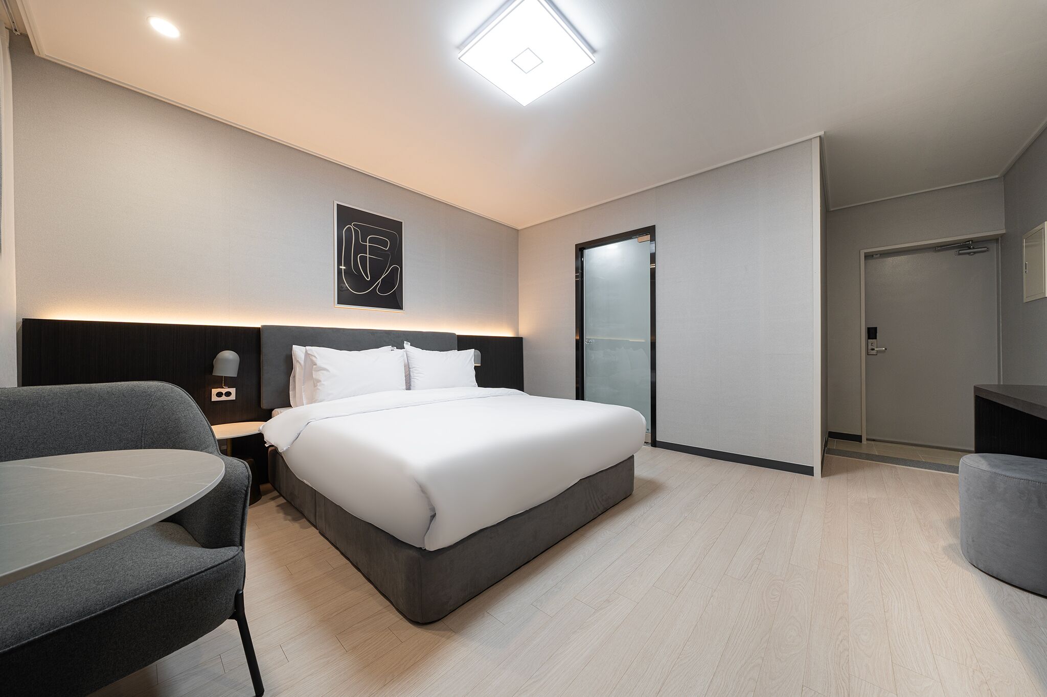B-Building Standard Styler | Quartos à prova de som, Wi-Fi de cortesia