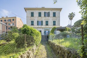 Exterior - Central Cozy Nest With Parking, Bogliasco (Bogliasco)