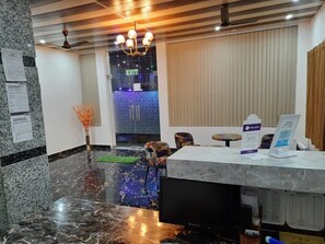 Reception - Hotel Taj Royal (Agra)