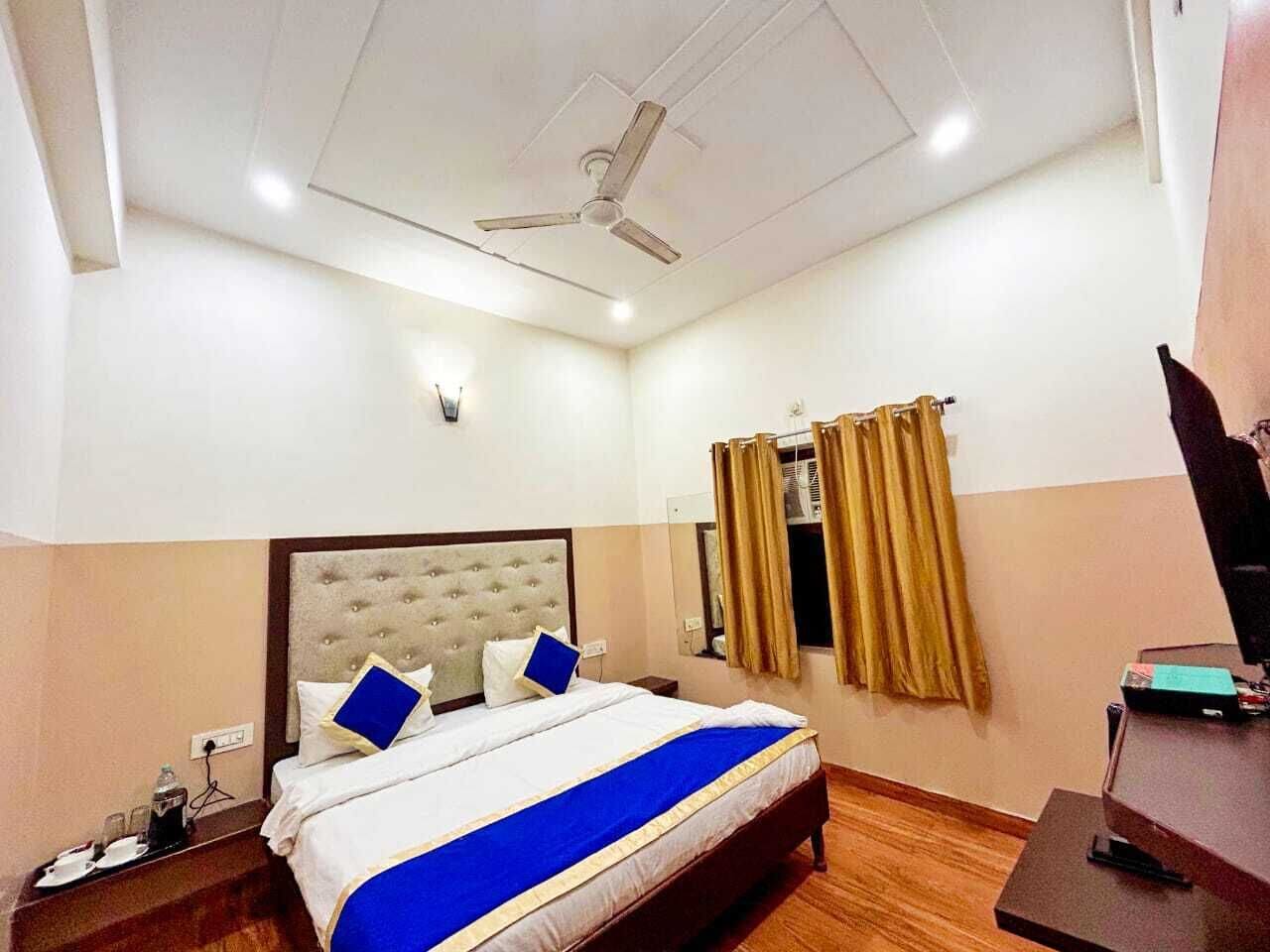 Foto - Hotel Taj Royal Inn