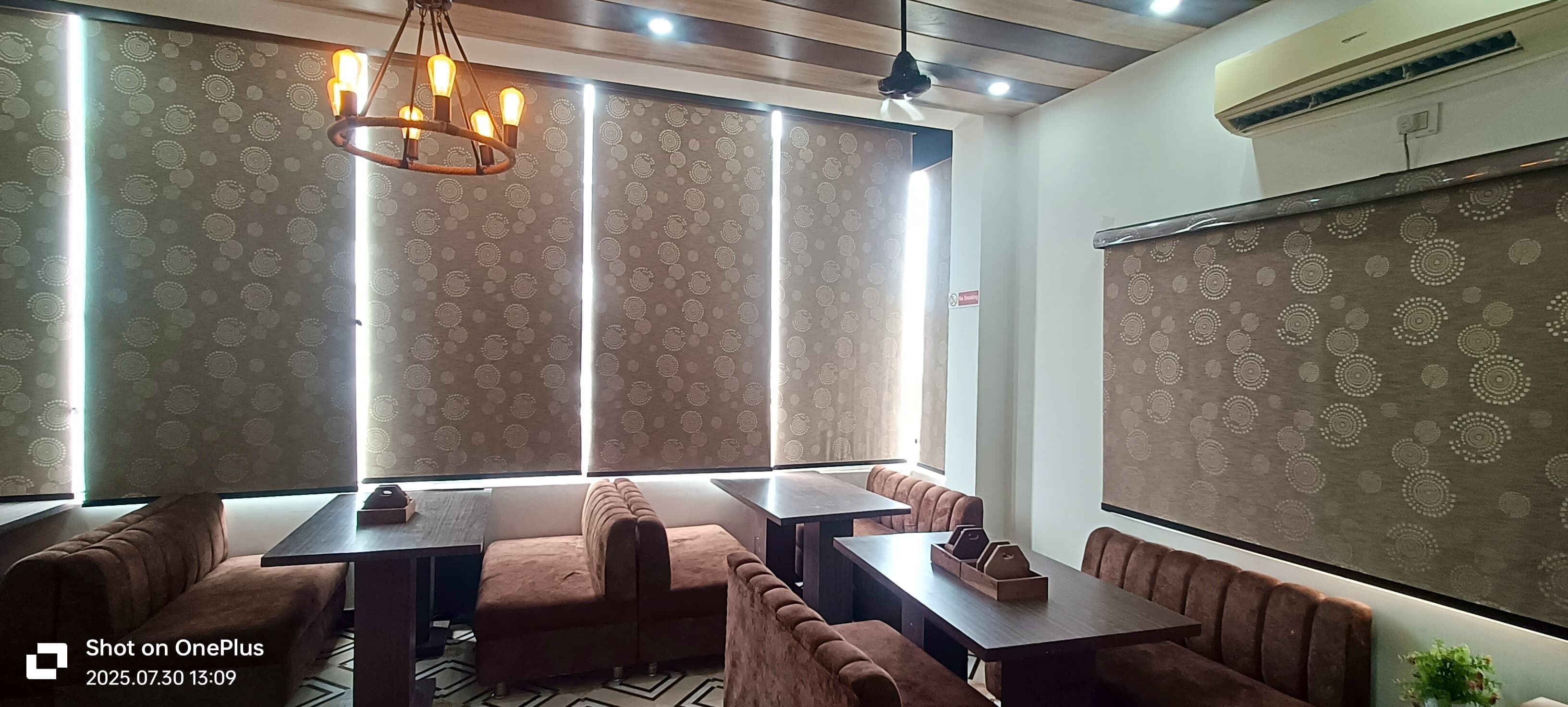 Foto - Hotel Taj Royal Inn