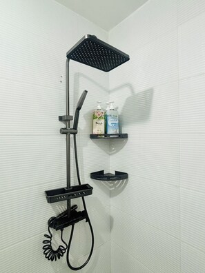 Bathroom - Modern Condo Room with City View (Iloilo City)